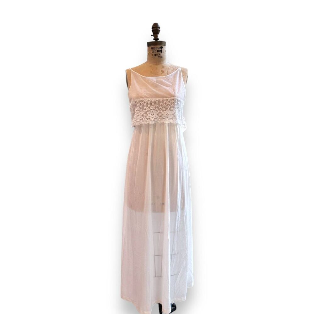 VTG Nylon White Empire Banded Eyelet Sheer Nightgown Henson Kickernick Sz S/M